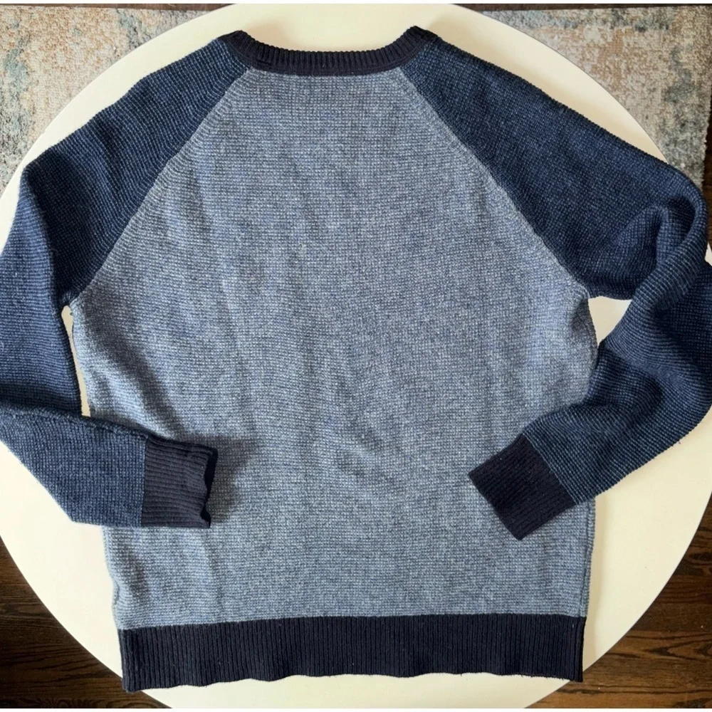J. Crew Men’s Lambs Wool Crewneck Sweater Size Medium Blue